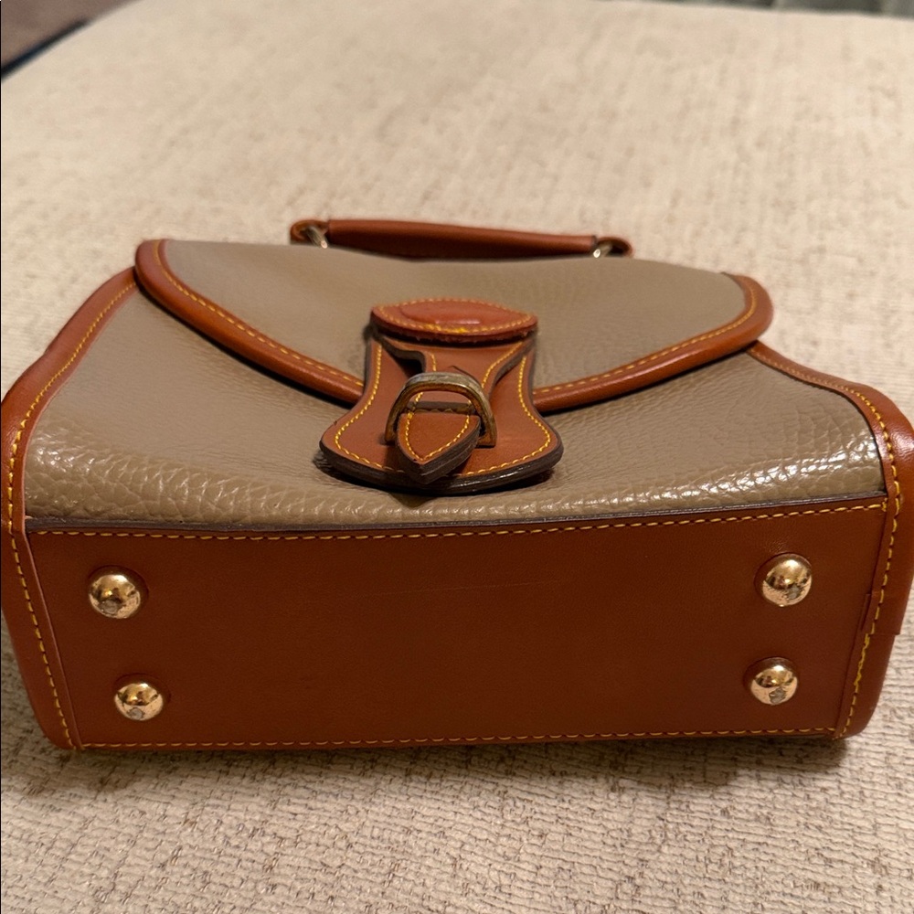 Vintage Dooney and Bourke Small Bag - Picture 5 of 7